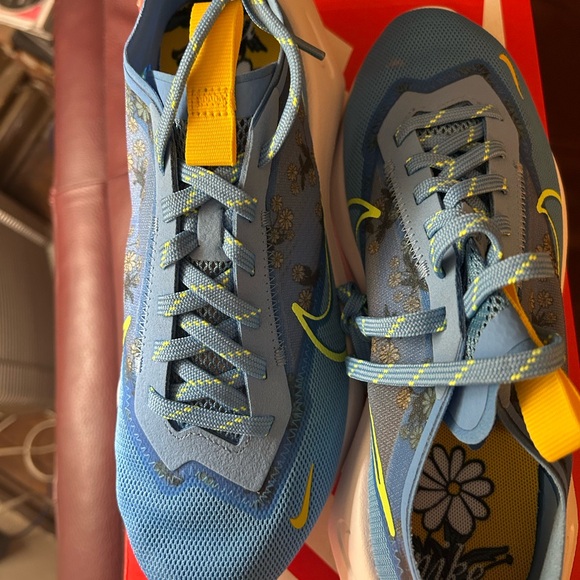 Nike Vista Lite 90’s - Picture 2 of 5